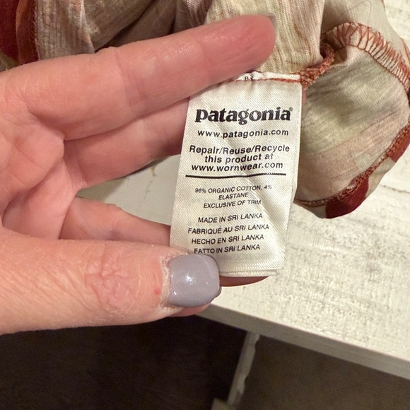 Patagonia Floral Print Women's Dress size Medium - Picture 6 of 6